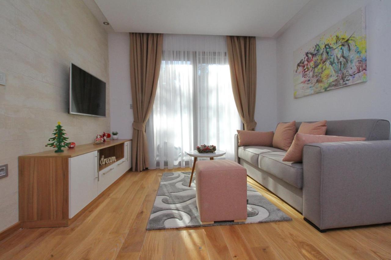 Time Out Lux Apartmani Zlatibor Exteriör bild